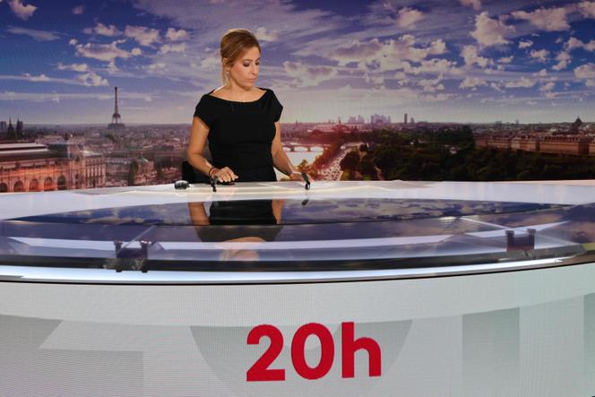 e9c1e893-9d46-4ca4-bb32-2a6f054f3058 Léa Salamé quitte le JT suite à la candidature de son partenaire