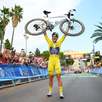 Le sacre de Demi Vollering au Tour de France féminin et l&rsquo;importance du rôle d&rsquo;équipier