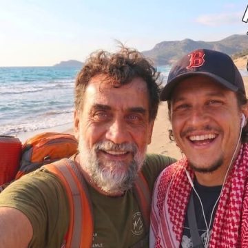 Une Rencontre Surprise en Turquie avec le Rappeur Français Nekfeu