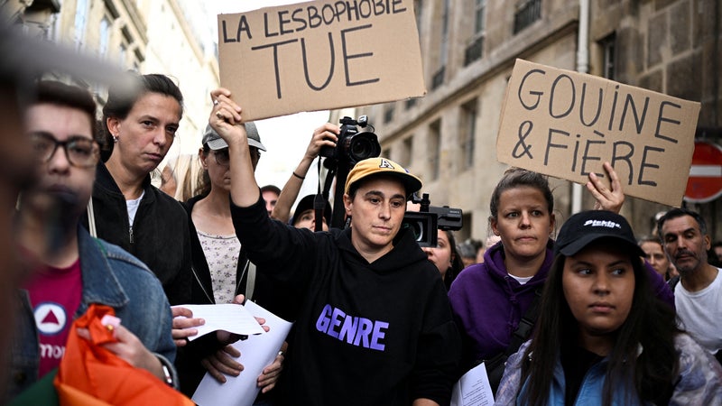 f1b74d4a-4a6b-4042-acfb-b9cec6fe86d9 Hommage à Caroline Grandjean-Paccoud et lutte contre la lesbophobie