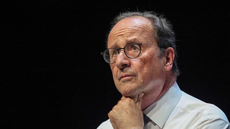 f1ca7d60-6d5c-4a6e-ad24-d57efeef8da0 François Hollande se prépare à un éventuel retour pour la présidentielle 2027