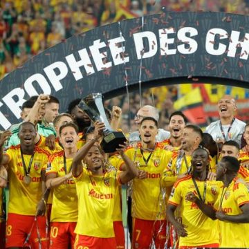f2efa303-4001-4dab-85ef-9b20aef01762 Lens remporte le Trophée des Champions face au PSG
