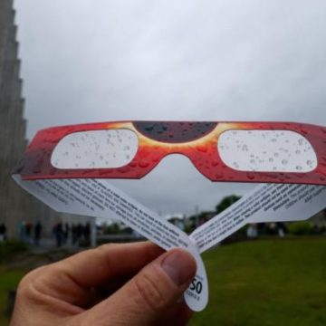 Éclipse solaire : réutilisation des lunettes de protection