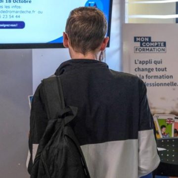 f8c07a76-ba3c-4726-8871-7d83a609fe4d Les défis croissants des jeunes sur le marché de l’emploi