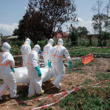 L&rsquo;épidémie d&rsquo;Ebola en RDC atteint des niveaux alarmants