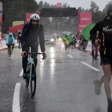 fe579e81-6933-4769-8493-2f2f1be0980a Annulation de la 3e étape de la Vuelta 2026 en raison d’un violent orage
