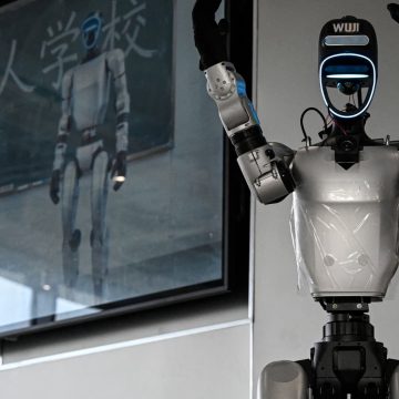 fffae3b8-15a3-4264-ba4c-9fbe2c7c7839 La robotique chinoise : Promesses et réalités