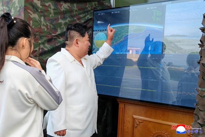 026a2c28-426b-4539-8f41-af3e46438f34 La Corée du Nord teste un missile hypersonique sous la supervision de Kim Jong-un