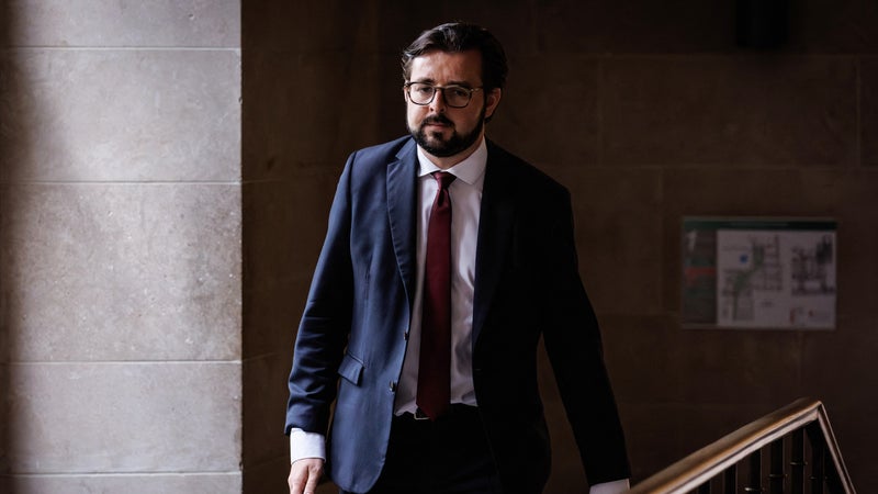 0bcad087-ddc5-49b7-8eca-ef506c638204 Philippe Brun conteste son exclusion du Parti Socialiste