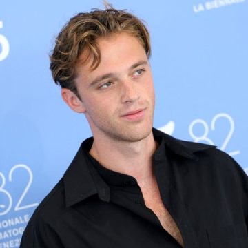 1a99c120-c473-43db-a618-65511ebe378e Un biopic sur Johnny Hallyday avec Benjamin Voisin