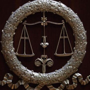 Un adolescent contesté la décision disciplinaire de son collège devant la justice