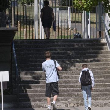 20ff521b-86cc-44af-b523-bf8da6c8014e Un manque de professeurs dans de nombreux établissements scolaires
