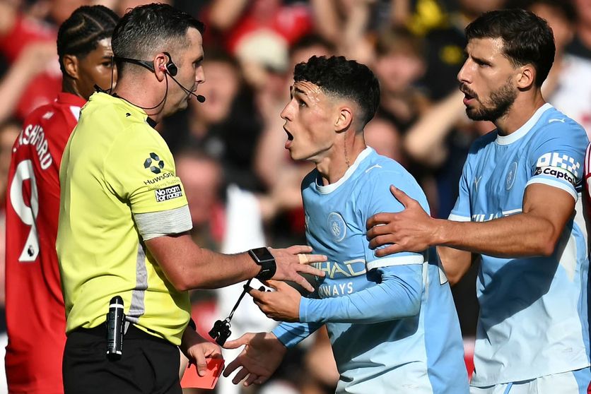 21b67a4c-016f-4f32-8874-257f1d40c57e City triomphe à Old Trafford et Arsenal reste leader