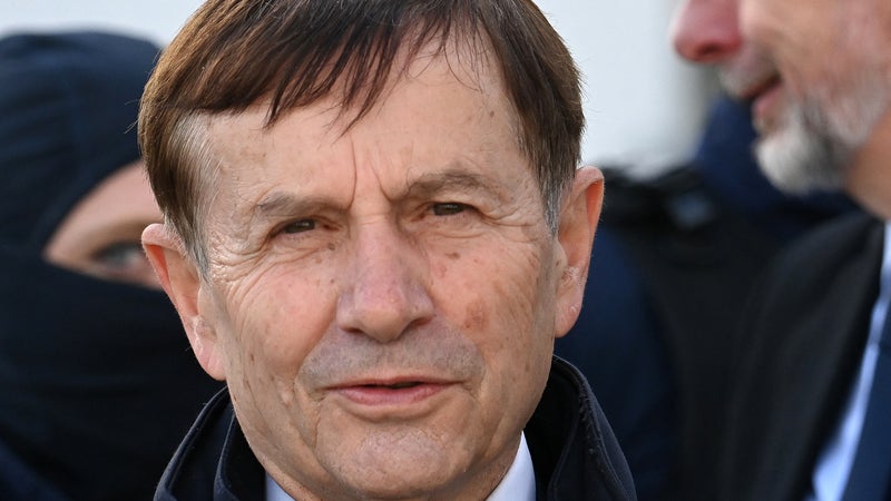 22470a08-89e2-44d3-b187-5c0a0ab4efa5 Accusations d’agressions sexuelles contre l’ancien maire d’Alençon
