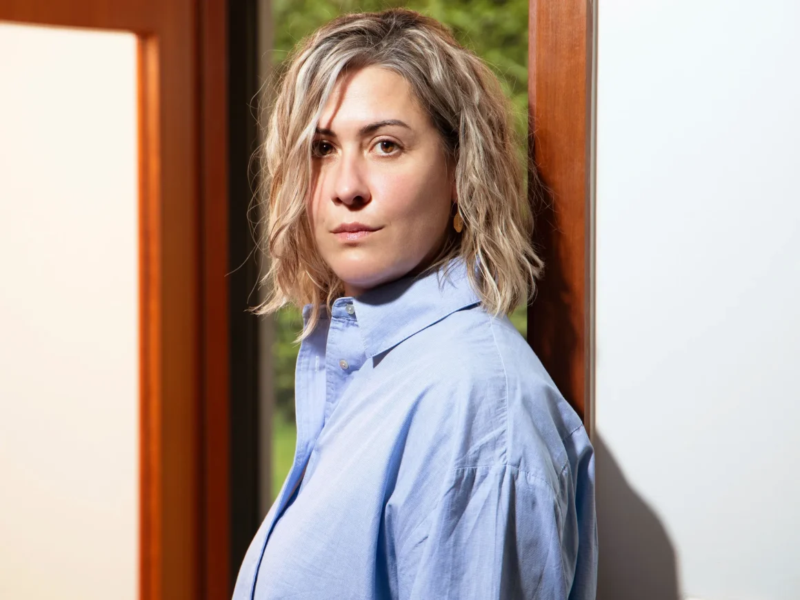 394093f7-321a-454f-aa1e-03ce0b9bd9e9 Gisèle Pelicot et Caroline Darian : Une campagne contre la soumission chimique