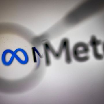 Illustrations Of Meta Products As Fact-Checking Program Ends Meta étend les « notes de communauté » en Amérique latine