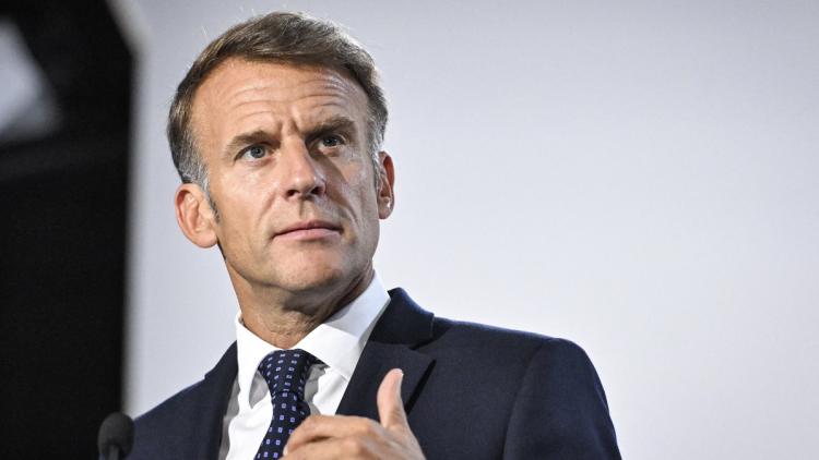 4e26f3ec-68dd-4642-ae05-67b7c269f5a3 Macron appelle à l’interdiction des réseaux sociaux pour les moins de 15 ans