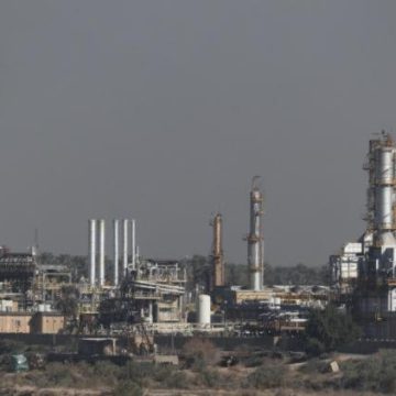 550f4ab3-0f99-4e14-bfad-5c853fee2d5e La Production Record de Pétrole Brut aux États-Unis