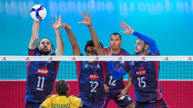 688c431b-b1cb-4b3d-ba11-890a3d7deda9 Les Bleus visent le titre continental avec une équipe rajeunie