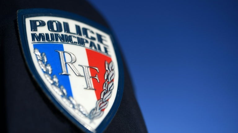 6a80ef07-e8b5-4d49-83c8-4c7e8fb250ee Suspension d’un Policier Municipal pour Propos Racistes