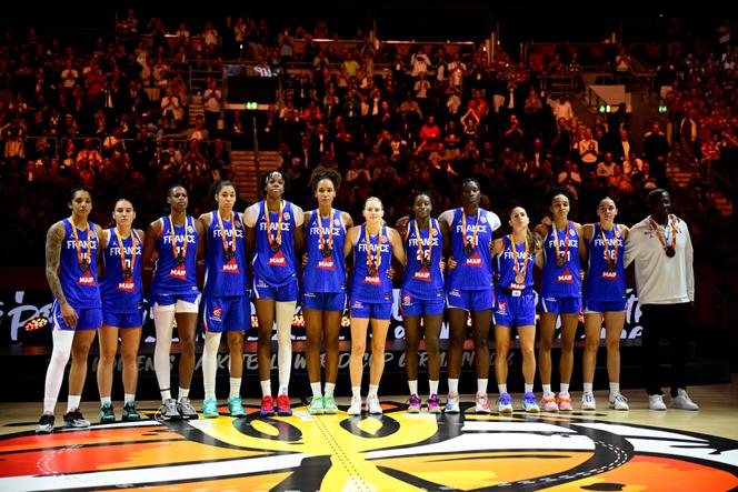 6bc79eb6-0c26-48d7-8462-2511119469e1 Les Bleues décrochent l’argent mondial après une finale intense