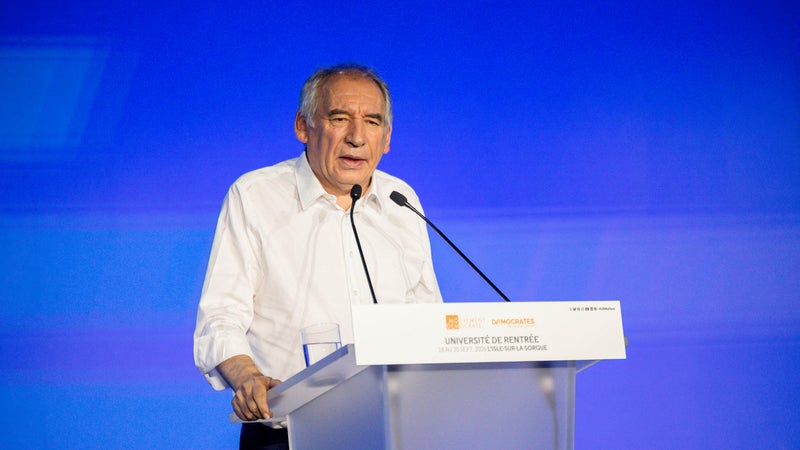6f4f5d89-0433-4627-a975-a339e76c8508 Bayrou Défend une Primaire pour Battre les Extrêmes en 2027