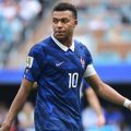 Réunion entre Kylian Mbappé et Zinédine Zidane en équipe de France