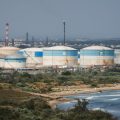 Blocage d&rsquo;un Dépôt Pétrolier à Fos-sur-Mer par des Pêcheurs