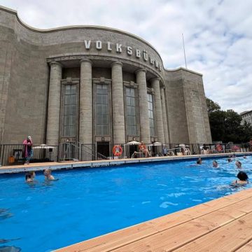 8bf71c4b-69c9-4977-8f68-a980f0217d23 Installation de la Piscine du Peuple à Berlin
