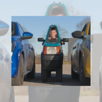 8ffb8db0-f551-48bb-83be-51211ad35edf Record du monde : La voiture la plus étroite construite en Italie
