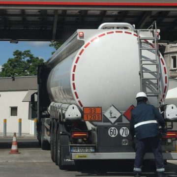 APPROVISIONNEMENT ESSENCE STATION SERVICE La tension sur le marché du diesel en Europe en 2026