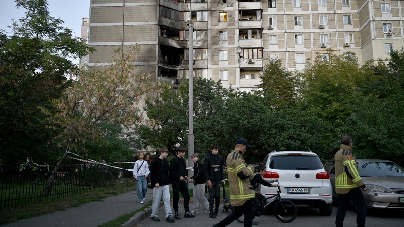 953f0a61-5318-476d-b650-800ceb418274 Tensions accrues en Ukraine après de nouvelles frappes aériennes