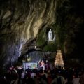 Visite du Pape Léon XIV à Lourdes : Un dimanche de rencontres et de prières