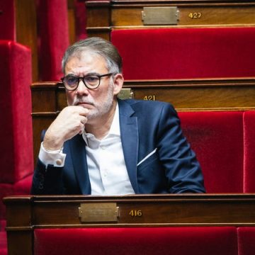997310c0-758f-425c-b846-ec64170bc469 Les Appels à l’Unité de la Gauche et les Débats sur la Réunion de la Droite en Vue de la Présidentielle 2027