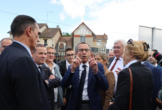 9ae72021-4550-4872-9438-7fff33d3406d La stratégie de Bruno Retailleau pour réviser la Constitution et élargir le recours au référendum