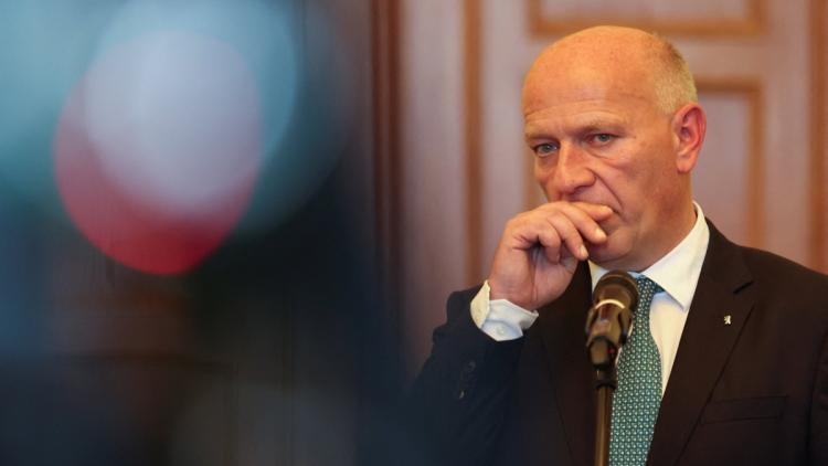9b3a074d-a7b1-4566-beaf-24c7dd588a49 Le maire de Berlin reste ferme face au chantage des hackers