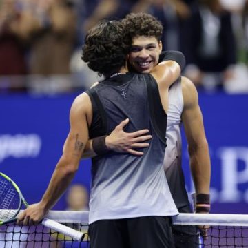 a13e6513-6224-41a1-940b-e94177b4f39a Ben Shelton bat Carlos Alcaraz à l’US Open