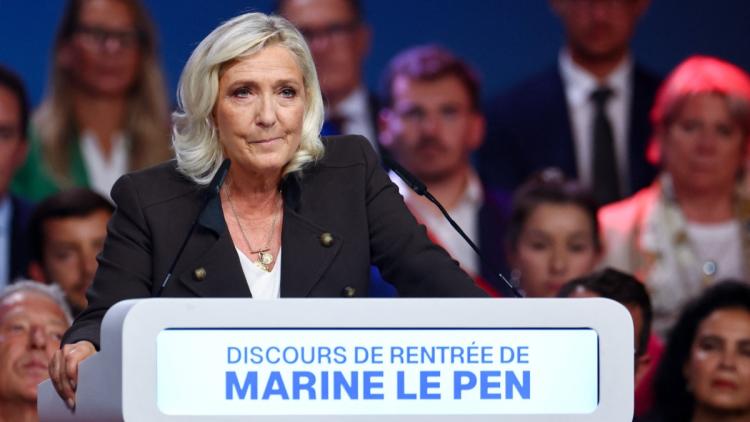 a426ae7d-2f67-422b-9ec0-9cacc6dcf63a Marine Le Pen exprime son désir d’abroger la loi SRU