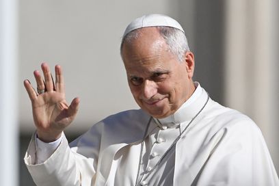 VATICAN-RELIGION-POPE-AUDIENCE Critique d’un Thriller Adapté de Laurent Mauvignier