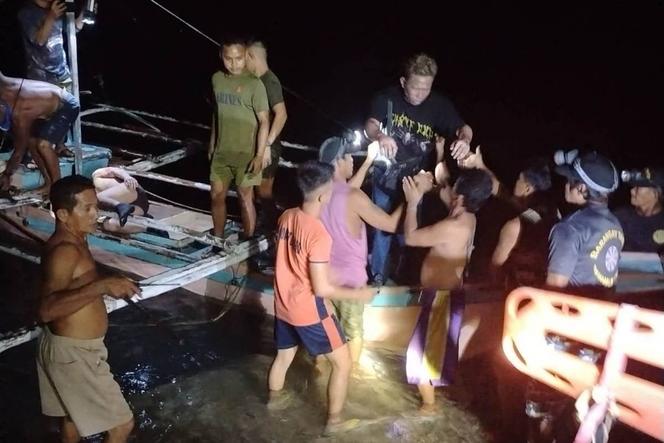 ba3e8b05-7ae0-4ac5-bf60-39af898da274 Incendie d’un ferry aux Philippines : Bilan et opérations de secours