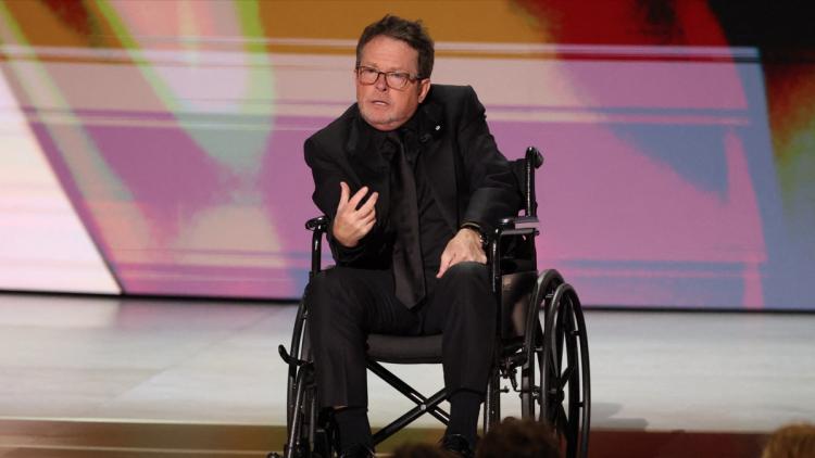 bd5e626c-acc1-4a89-838b-3bea4332aa8a Michael J. Fox honoré pour son engagement contre la maladie de Parkinson