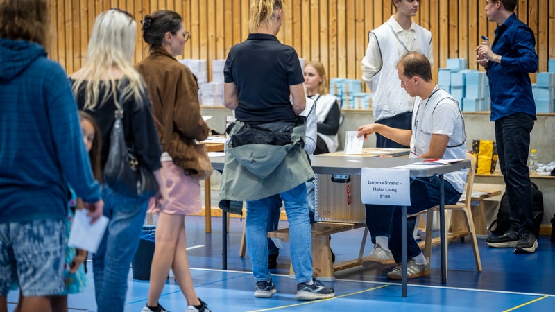 bfa8cdd5-1de5-4845-a63f-ea662e4b5565 La gauche en tête des législatives en Suède