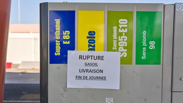cf7635b9-2ca9-4502-baac-566771c9d13a La pénurie de carburant s’accentue en France