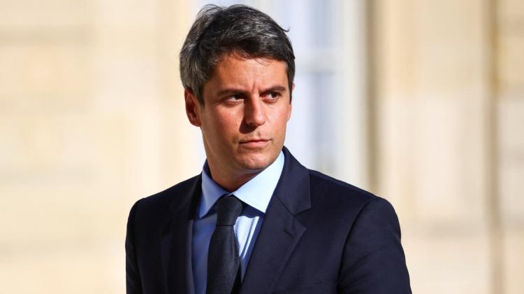 d5c75bb8-6e93-41e4-9c21-76898b2a9d57 Gabriel Attal révèle son équipe et ses prochaines actions de campagne