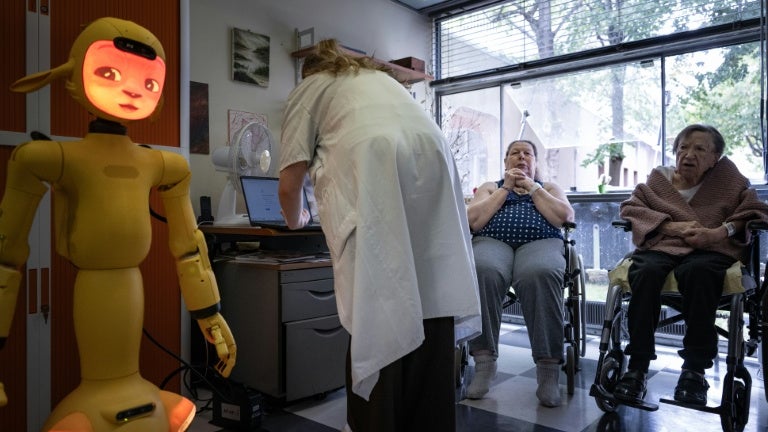 e0bd1ea9-64ad-44eb-a58f-8deb922590ed L’IA et la robotique au service des malades d’Alzheimer