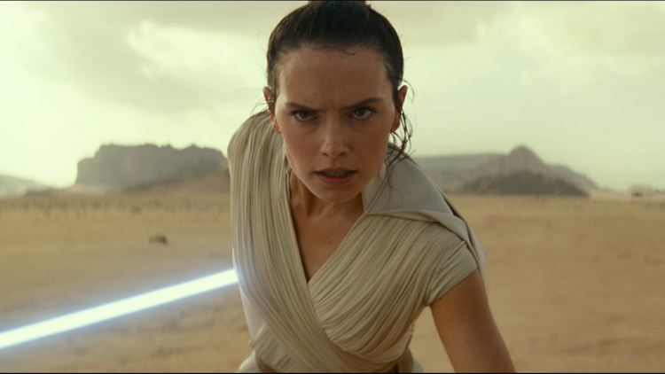 e68c09ea-f677-420e-8bc2-0ee12e7d1c90 Daisy Ridley reprend le rôle de Rey dans une nouvelle trilogie Star Wars