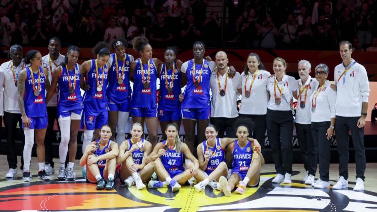 ec1aec65-0407-4d46-bced-ca83477e86c6 Les Bleues Terminent Deuxièmes au Mondial Basket 2026