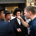 Tensions entre laïcs et ultra-orthodoxes à Jérusalem autour de l&rsquo;ouverture d&rsquo;un café le shabbat