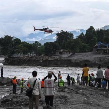 fb81f130-7cef-4e58-8e5c-3a311b4af1b6 Les conséquences du tsunami de boue au Népal