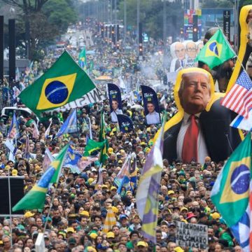 Flavio Bolsonaro se lance dans la course présidentielle au Brésil